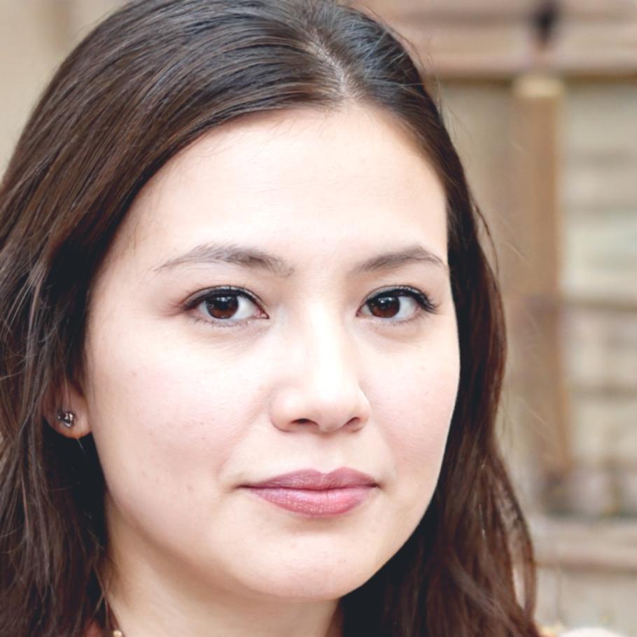 Expertă în educație financiară pentru tineri profesioniști